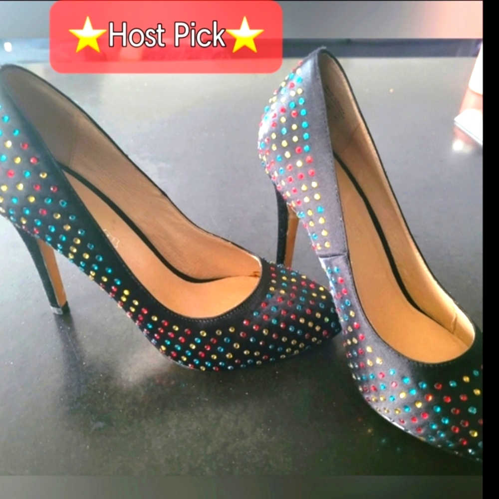 ⭐Host Pick⭐  Aldo Satin Shoes with rhinestones. Size 8.5